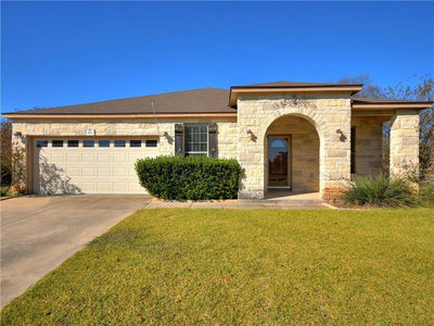 300 Wind Hollow Dr — photo 2