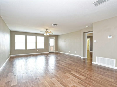 312 Blackman Trl — photo 4