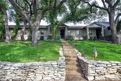 5748 N Scout Island Cir — photo 2