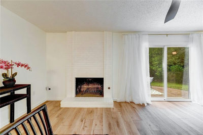 2801 Cornish Cir — photo 4