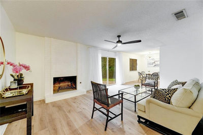 2801 Cornish Cir — photo 3