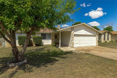 3914 Stoney Hl — photo 2