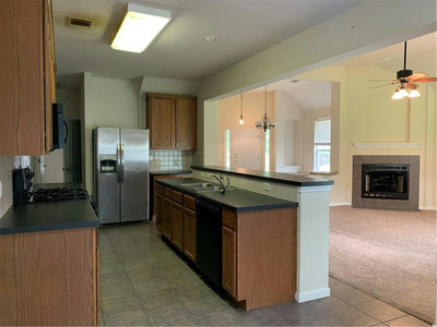 902 Hidden View Pl — photo 4