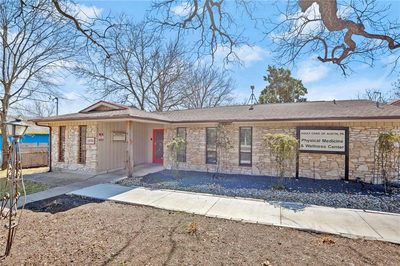 1905 Matthews Ln — photo 2