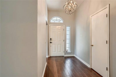802 Lantana Ln — photo 5