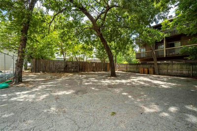 610 Park Pl — photo 5