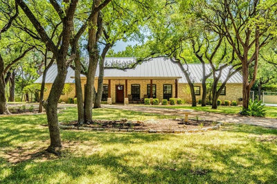 100 Hagen Ct — photo 2