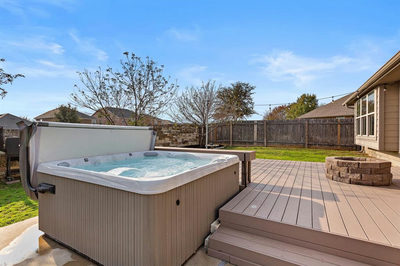 124 Silkstone St — photo 3