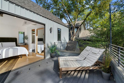707 E Live Oak St #2 — photo 4