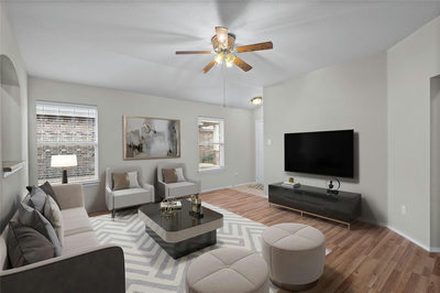 1012 Aiken Dr — photo 3