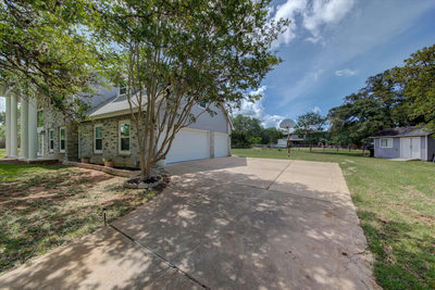 8105 Little Spring Ln — photo 2