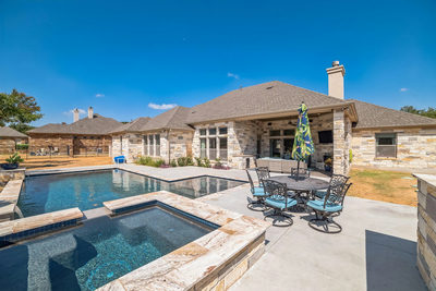 121 Gabriel Woods Dr — photo 2