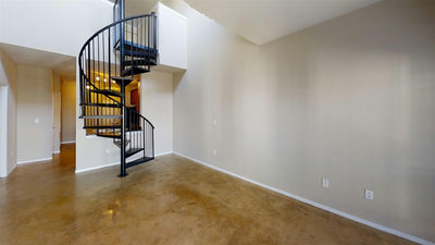 910 W 25th St #603 — photo 2