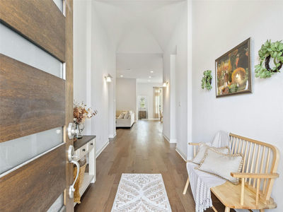 564 Eclipse Dr — photo 4