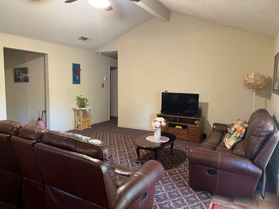 217 GREEN PASTURE Dr — photo 4