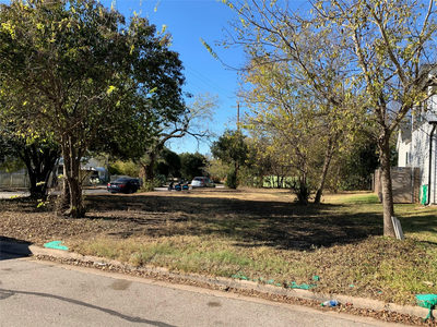 1600 Walnut Ave — photo 3