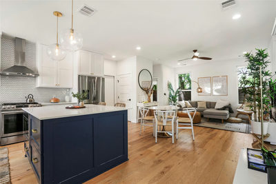 1112 Walton Ln #B — photo 2