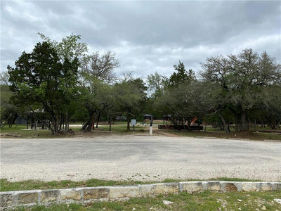 20 Quiet Meadow Cir — photo 4