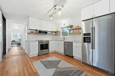 820 Bois D'Arc St — photo 5