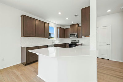 517 Saint Cindys Way — photo 4