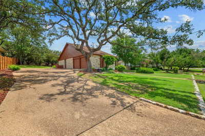 104 CAREFREE Cir — photo 3