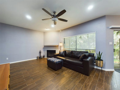 2450 Wickersham Ln #501 — photo 3