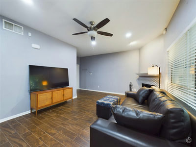 2450 Wickersham Ln #501 — photo 4