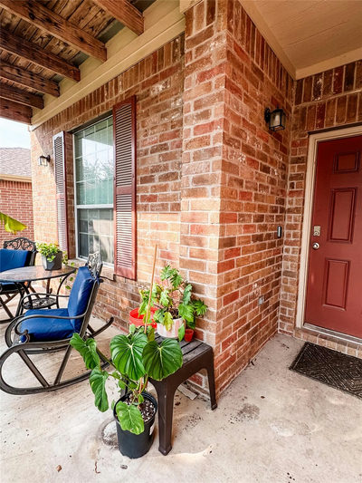 121 MOORHEN Ln — photo 3