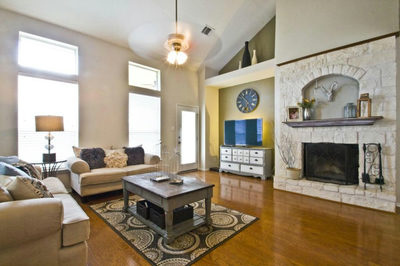 18616 Royal Pointe Dr — photo 4