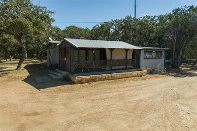 100 Burnett Ranch Rd — photo 2