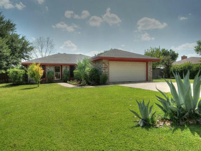 1705 Magic Hill Dr — photo 3