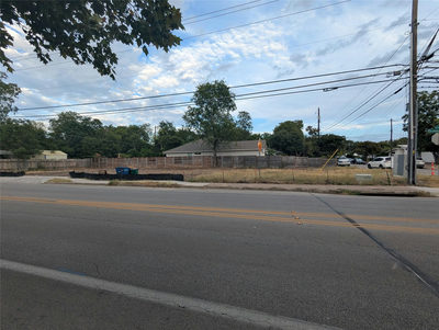 7403A Guadalupe St — photo 4