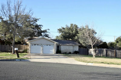 3008 Monument Dr — photo 2
