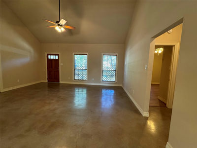 204 Glosson Rd — photo 2