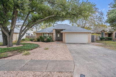 15901 De Peer Ave — photo 3