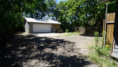 407 Capitol Dr — photo 4