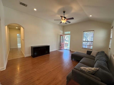 880 Springlake Dr — photo 5