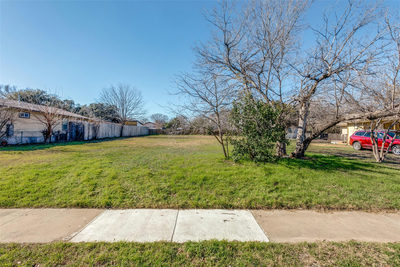 6908 Blessing Ave — photo 4