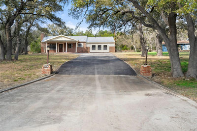 234 Woodcreek Dr — photo 3