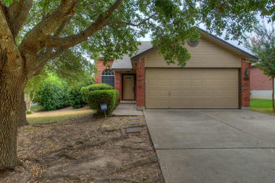 1102 Brinkley Dr — photo 4