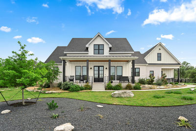 305 Spicewood Trails Dr — photo 2