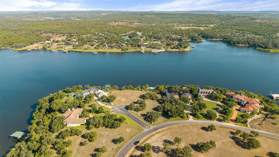 25208 Chernosky Point Cv — photo 2