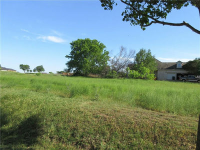1905 LAUREN Dr — photo 4