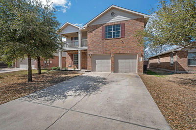 121 Moorhen Ln — photo 2