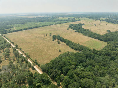 475 county Line Rd — photo 2