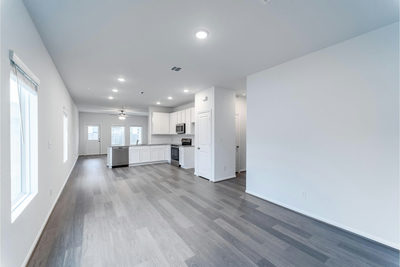 720 Barbary Coast Ln — photo 2