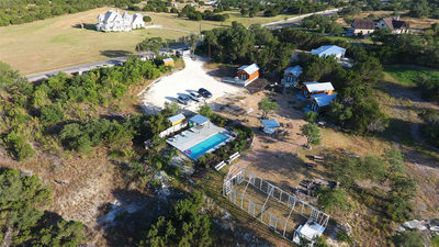 806 Bell Springs Rd — photo 2