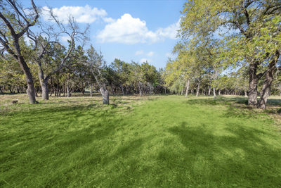 274 Waters Edge Cv — photo 2
