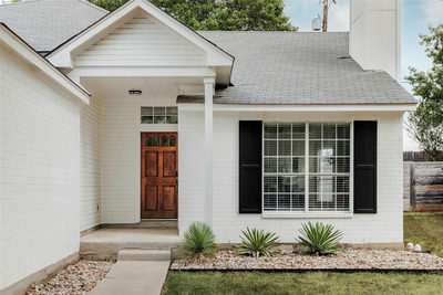 4616 Everest Ln — photo 3