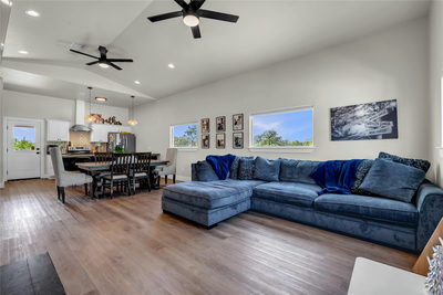 230 Rosehill Dr — photo 4